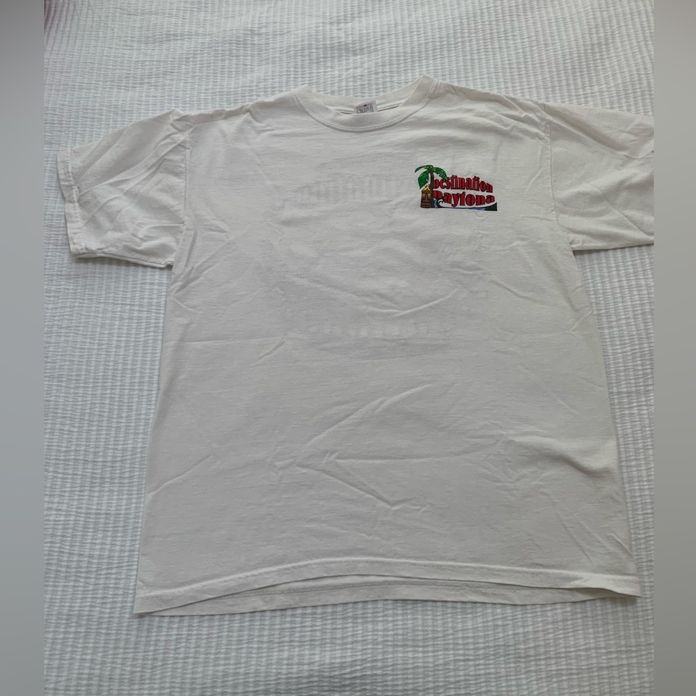 Destination Daytona graphic tee